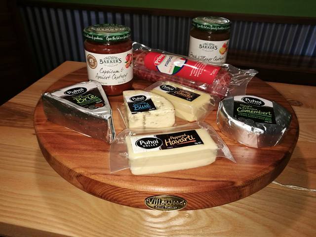 Pizza and Chopping Boards, Platters and Cheese Boards